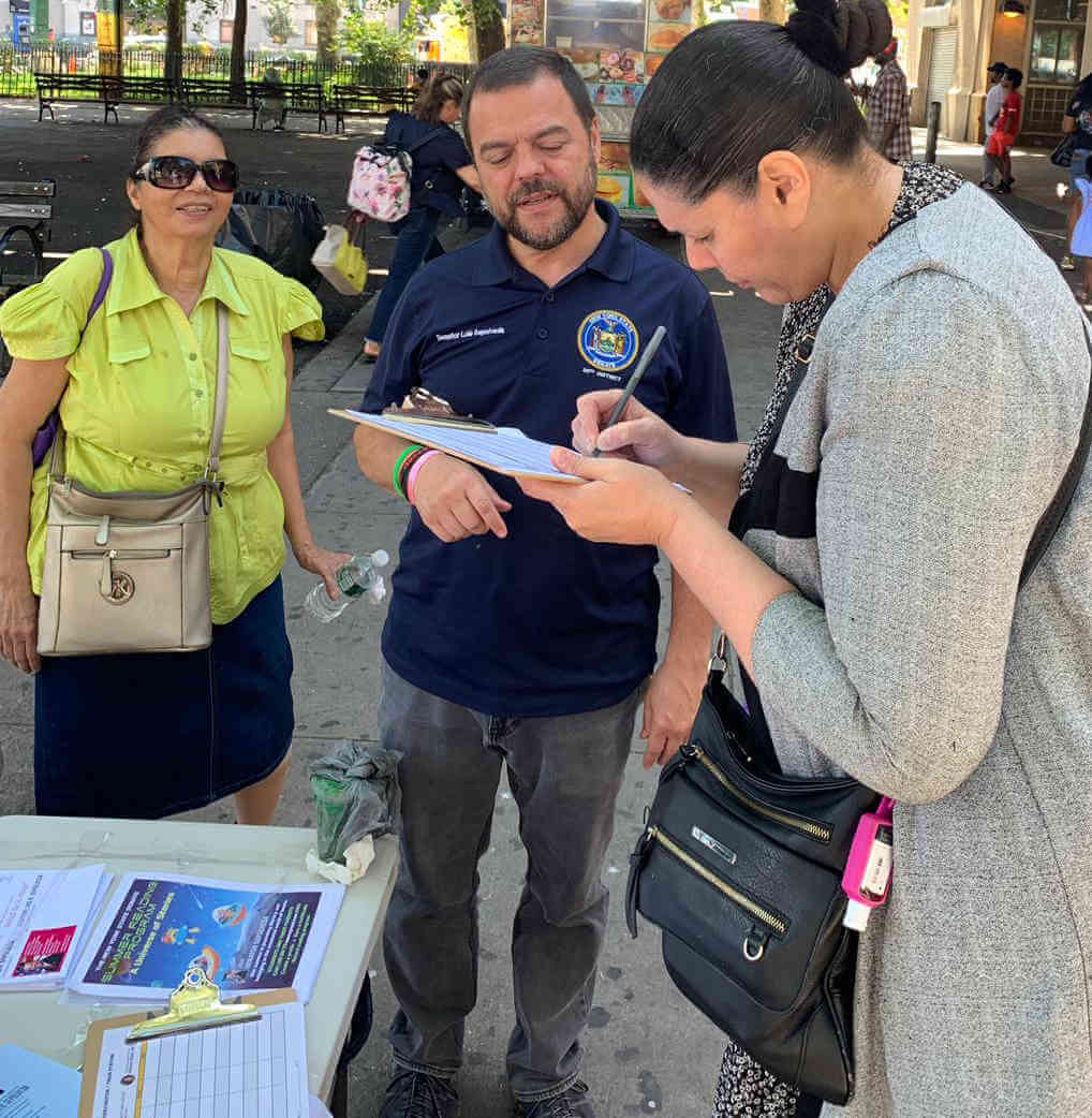 Sepulveda petitions for elevator at Parkchester IRT station