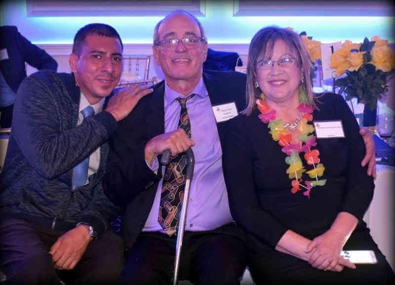 CS 211 celebrates 50 years of bilingual education