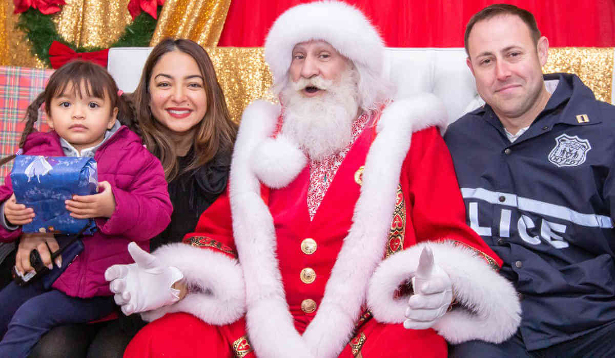 Christmas Tree Lighting Ceremony held in Westchester Square Bronx Times