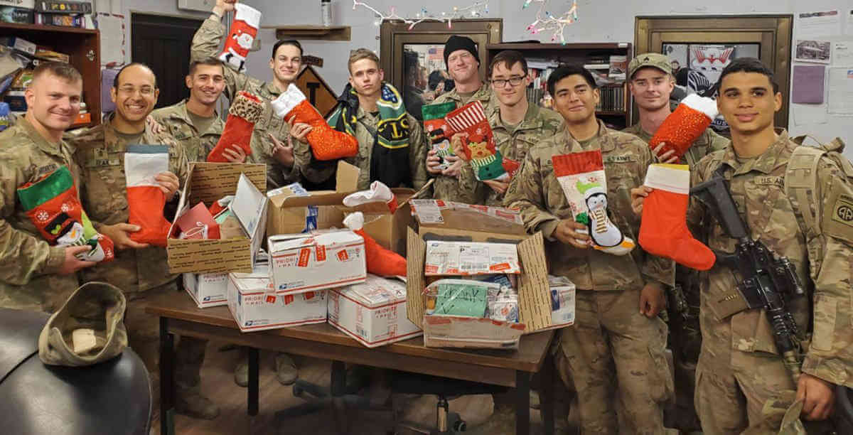 U.S. Army troops receive gifts from Theodore Korony Post|U.S. Army troops receive gifts from Theodore Korony Post