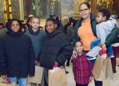 BP Diaz Hosts Christmas Tree Lighting Ceremony|BP Diaz Hosts Christmas Tree Lighting Ceremony|BP Diaz Hosts Christmas Tree Lighting Ceremony|BP Diaz Hosts Christmas Tree Lighting Ceremony|BP Diaz Hosts Christmas Tree Lighting Ceremony|BP Diaz Hosts Christmas Tree Lighting Ceremony
