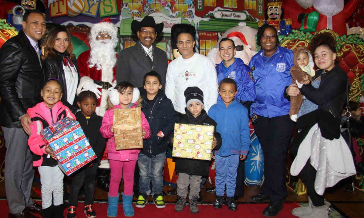 Healthfirst, elected officials give back with holiday toy drive|Healthfirst, elected officials give back with holiday toy drive|Healthfirst, elected officials give back with holiday toy drive