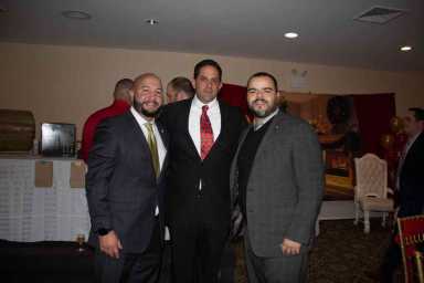 40th Precinct holiday celebration held at Maestro’s|40th Precinct holiday celebration held at Maestro’s