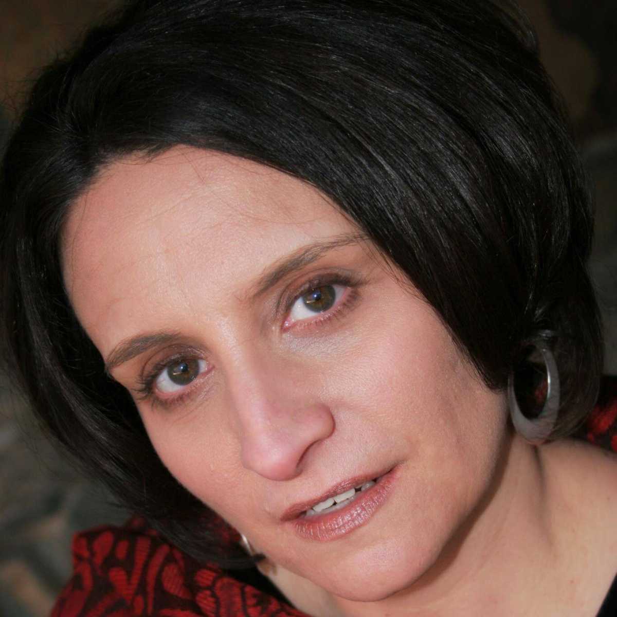 Meg Ventrudo headshot