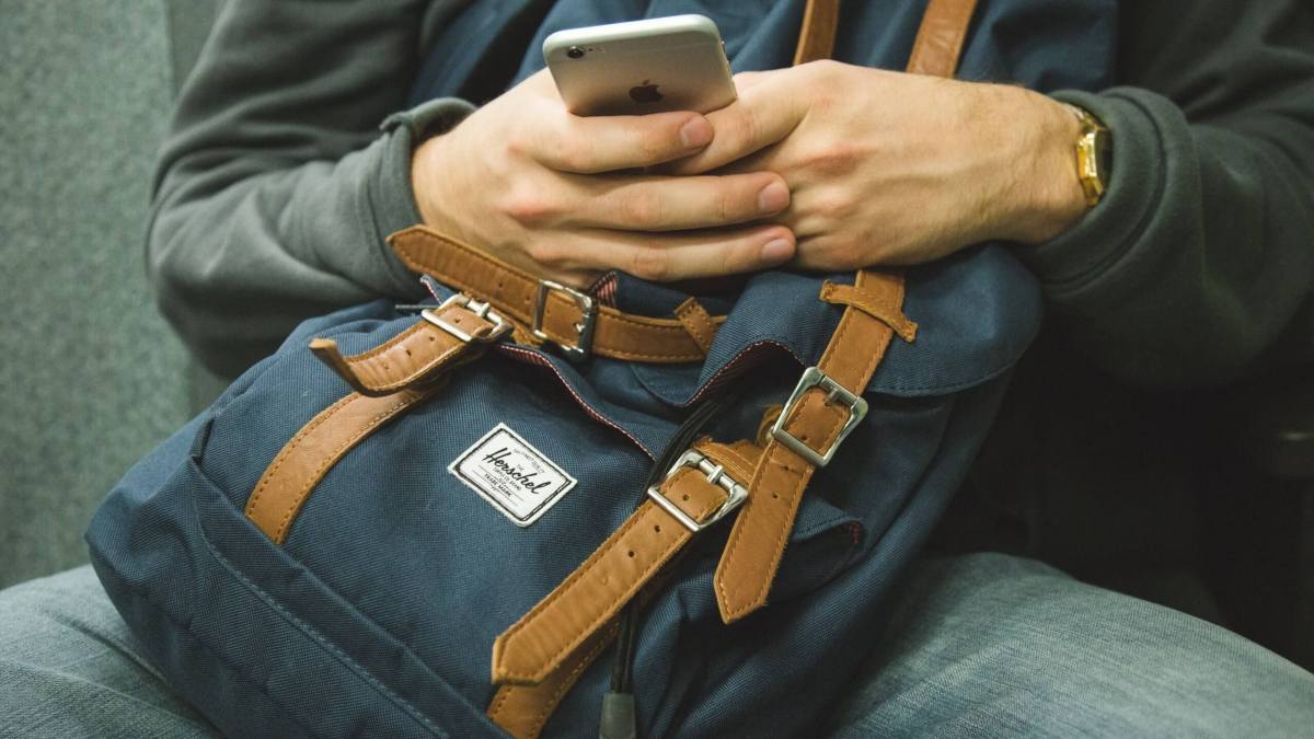 backpack-1149544
