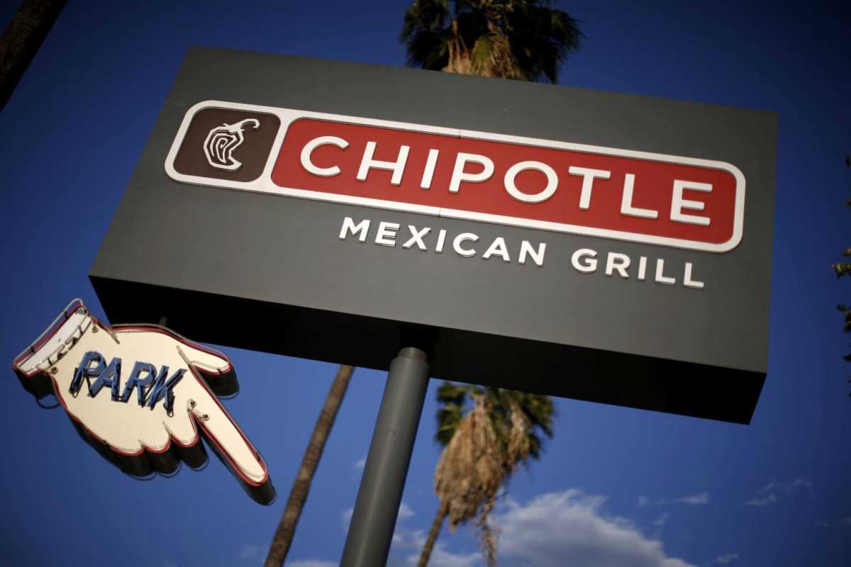 2020-05-19T111405Z_2_LYNXMPEG4I0W9_RTROPTP_4_HEALTH-CORONAVIRUS-RESTAURANTS-CHAINS-1536×1024