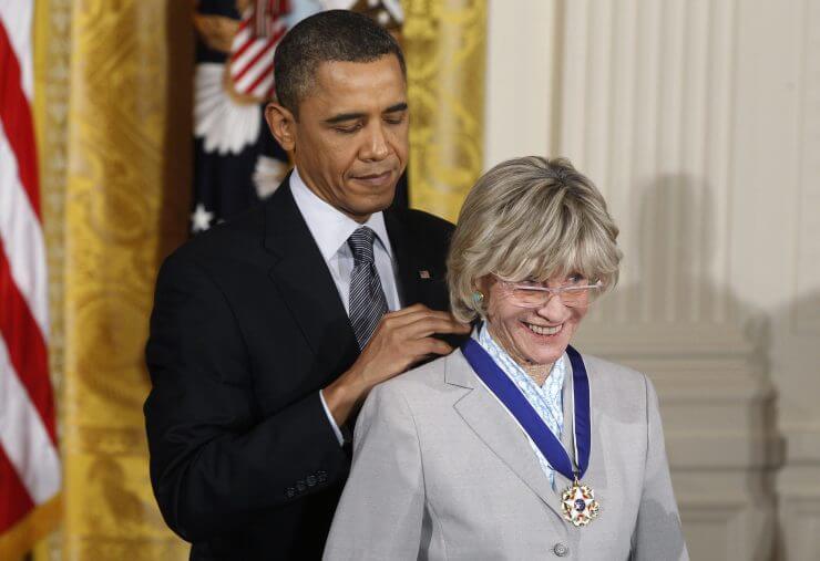 2020-06-18T124157Z_1_LYNXMPEG5H1FE_RTROPTP_4_OBAMA-740×507