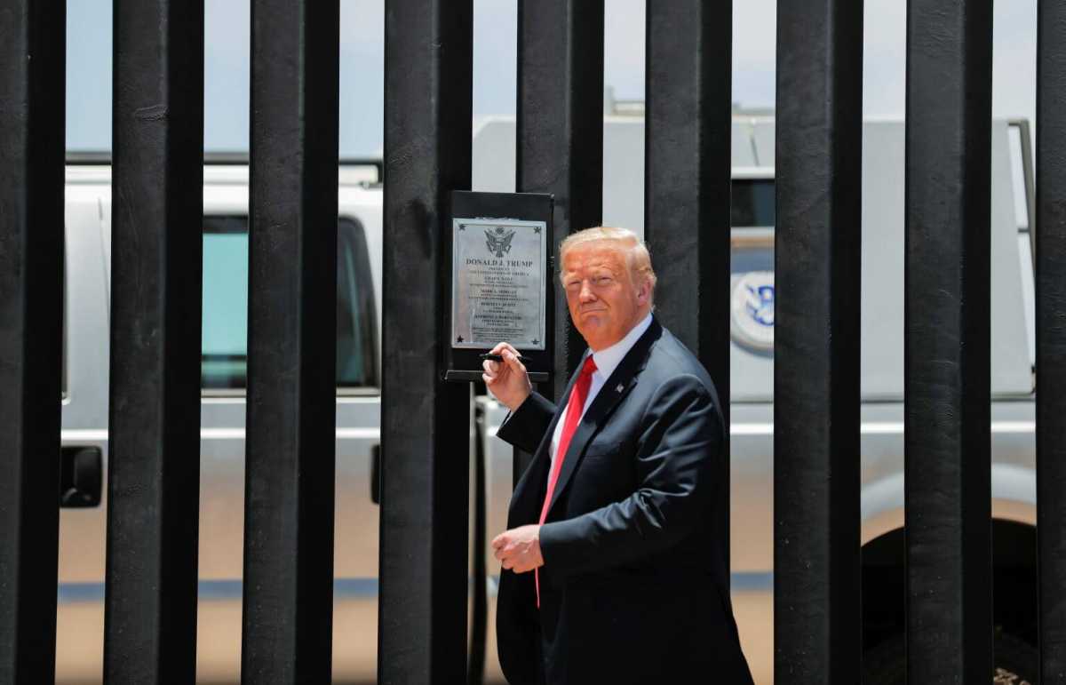 trump_wall-1536×988