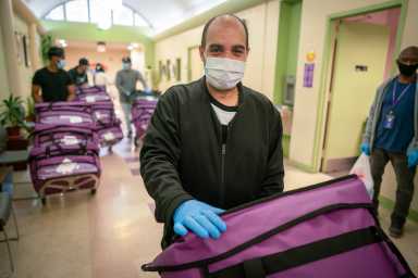 Citymeals_food prep_photo credit Jake Price (8)
