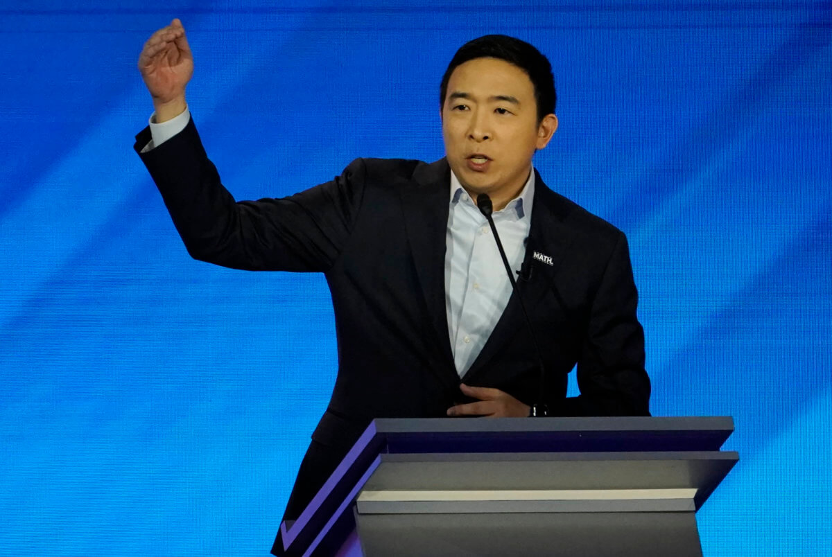Democratic presidential candidate Yang participates in debate in Manchester