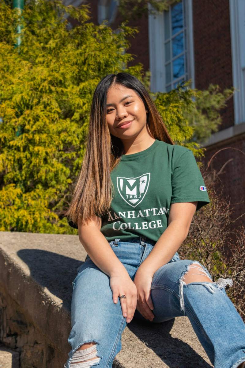 manhattan college headshot