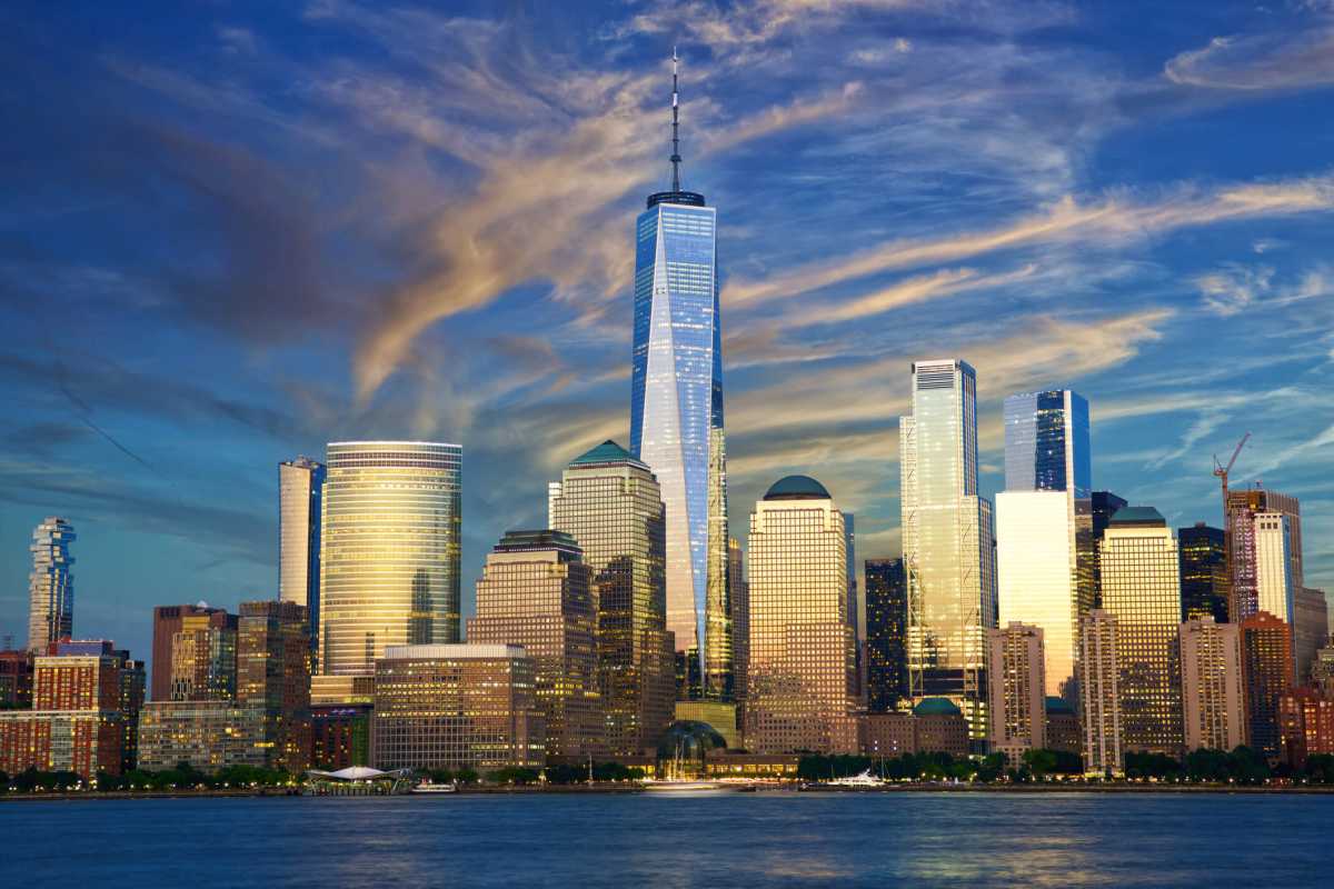 Manhattan skyline at dusk