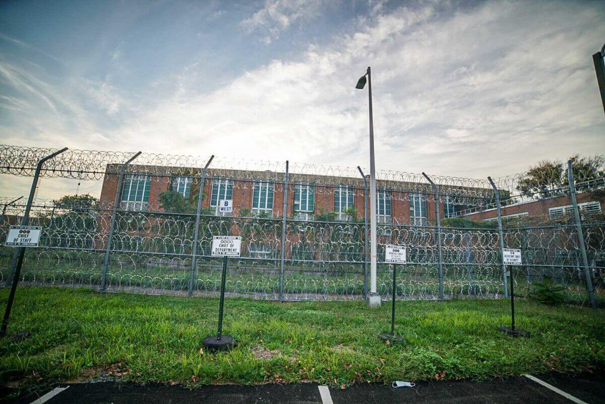 Rikers officer sentenced to probation for failing to help inmate in suicide attempt: Bronx DA  Bronx Times