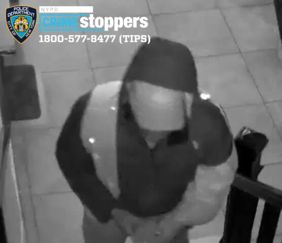 3265-21 Robbery 46 Pct 11-05-21 PHOTO1