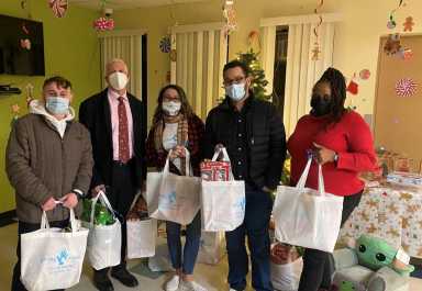 tyler_mitchell_lynne_shaun_carrie_givingfriends2021-1200×830-1