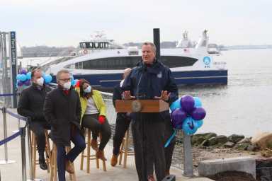 NYC Ferry, ferry point park, de Blasio