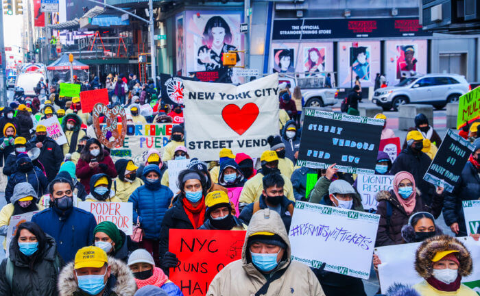 Tribeca Citizen  Illegal vendors on Broadway have multiplied