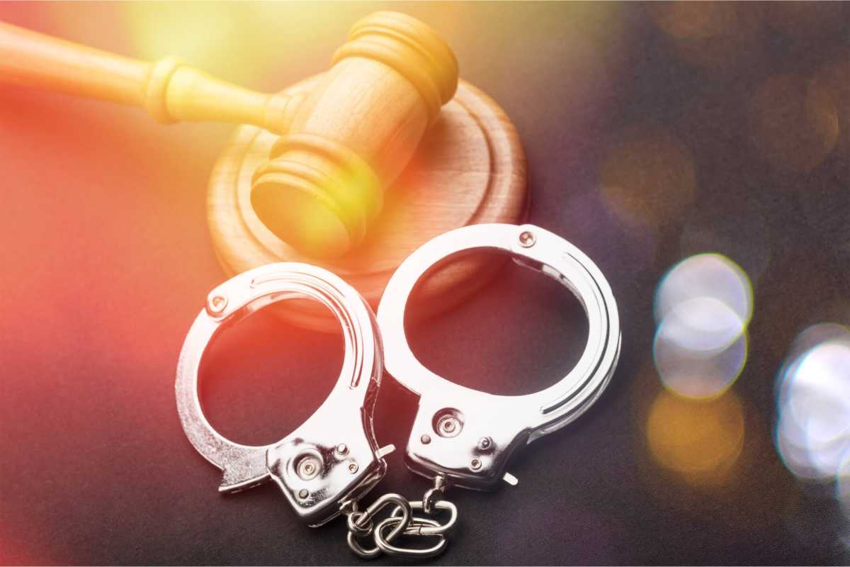 Courtroom handcuffs judge police