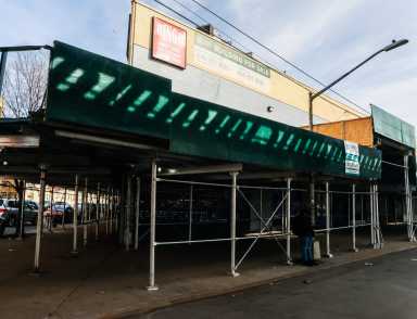 white plains road shelter