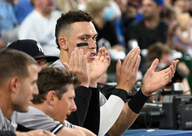 2022-05-05T024218Z_917473958_MT1USATODAY18205898_RTRMADP_3_MLB-NEW-YORK-YANKEES-AT-TORONTO-BLUE-JAYS-1200×856-1