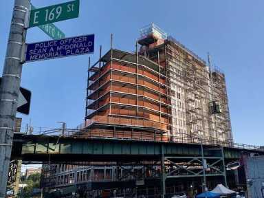 1325 jerome ave