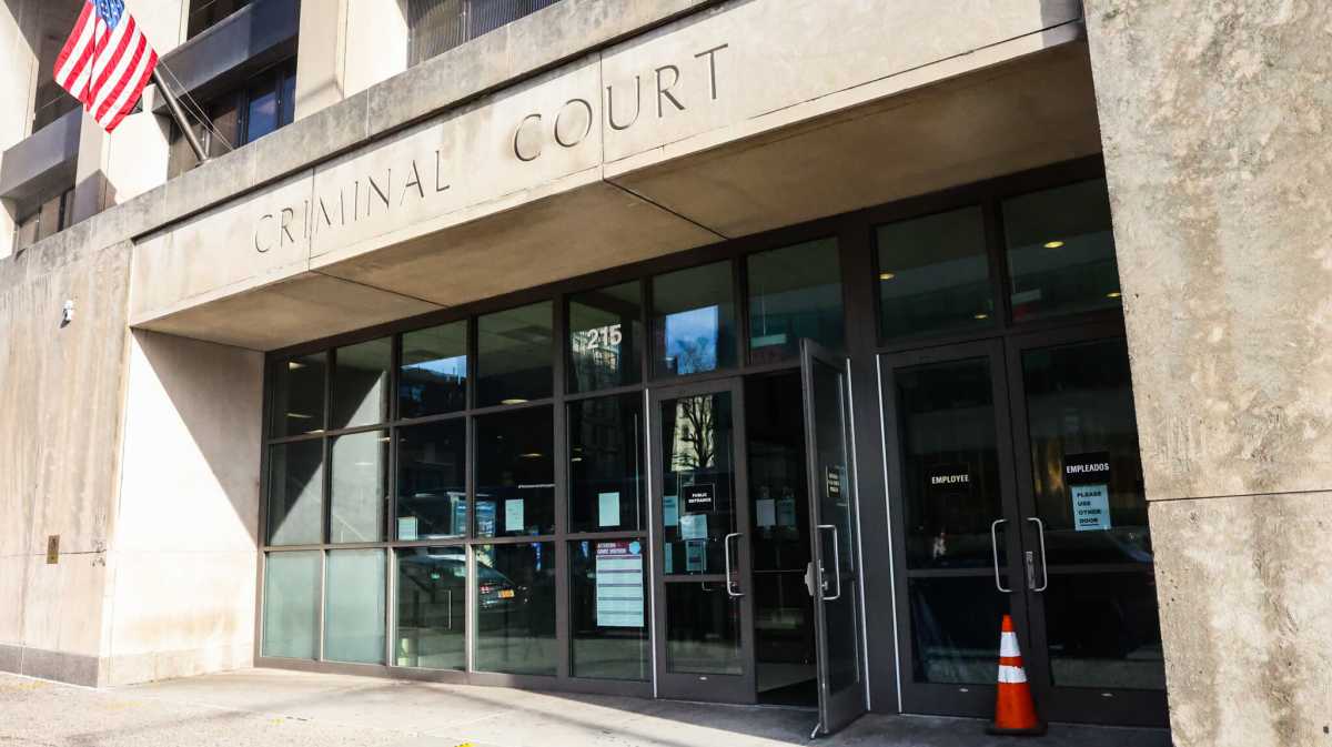 Bronx criminal court