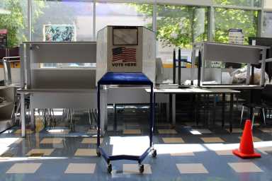 votingmachinefront