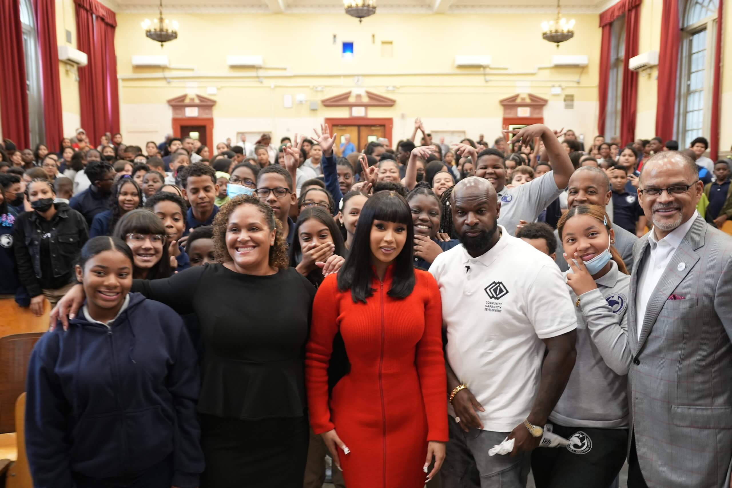 Cardi B visits alma mater in Morris Heights, donates $100K – Bronx Times