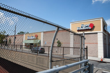 Foodtown bruckner boulevard around fence