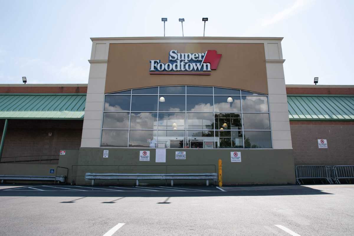 Super Foodtown grocery store