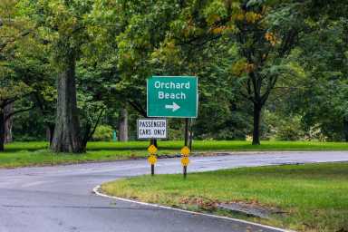New York City Mayor Eric Adams announces he's pulling the migrant shelter from Orchard Beach and relocating on Randall's Island.
