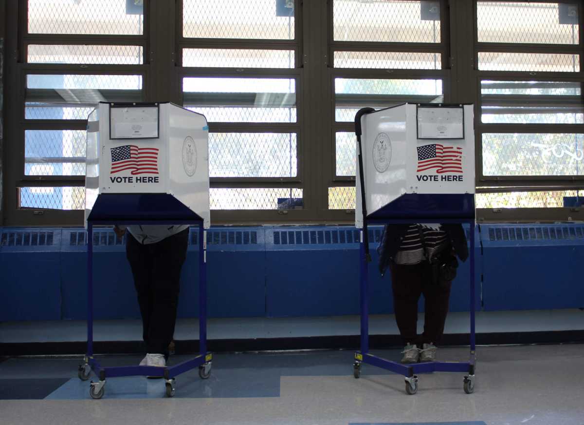 people voting
