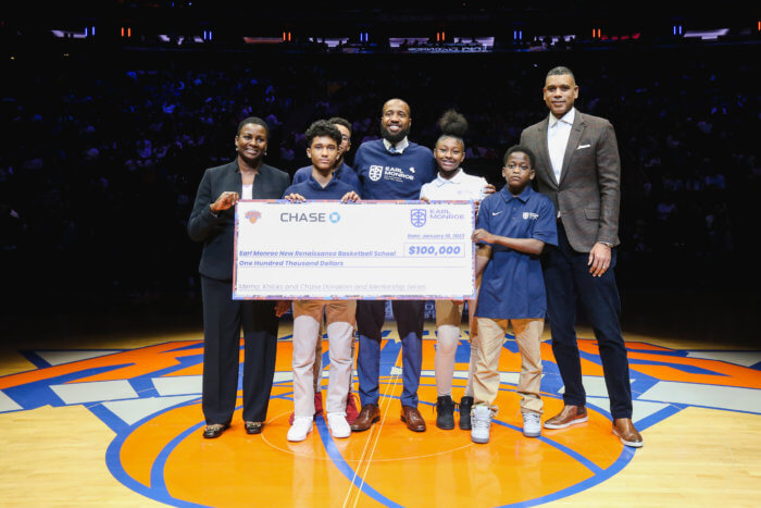 The New York Knicks and JPMorgan Chase present the Earl Monroe New Renaissance Basketball School in The Bronx with $100,000 on Jan. 18, 2023.