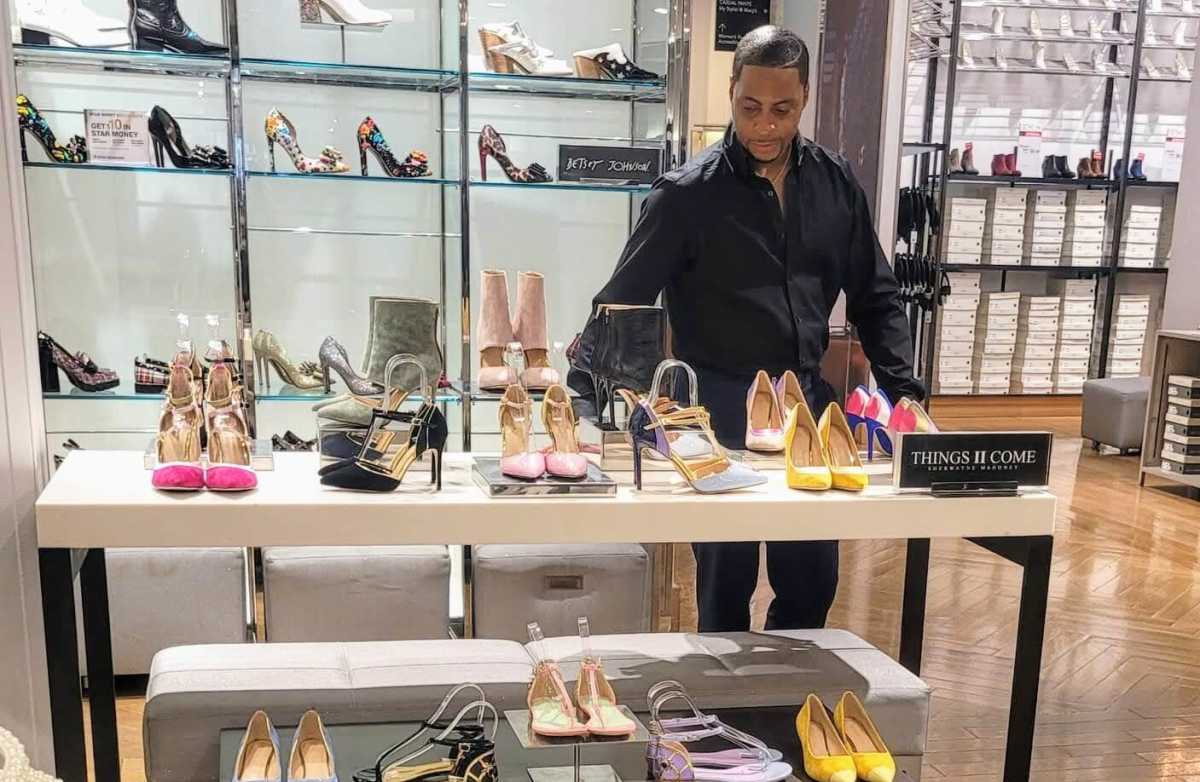 Macys 34th Street Display