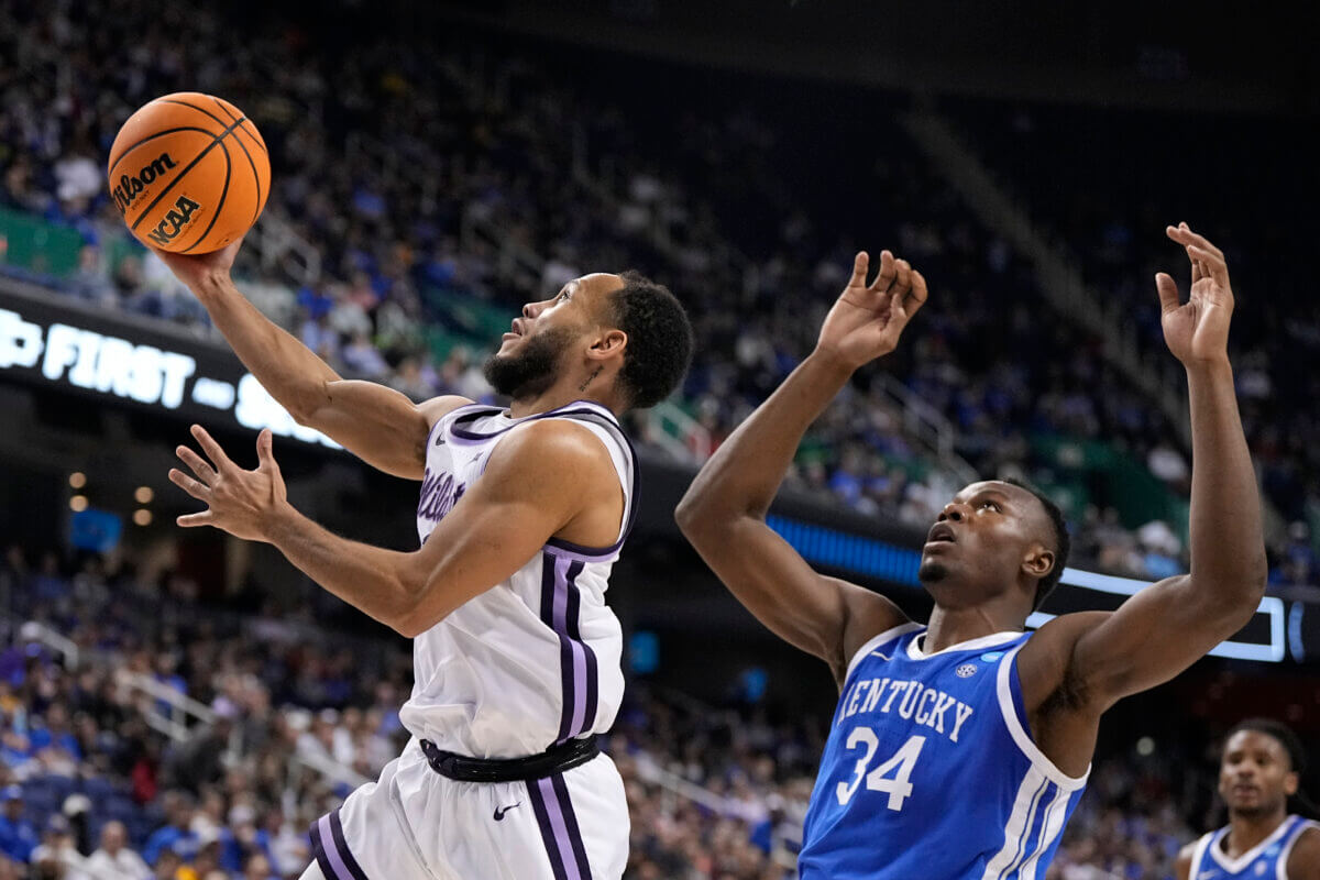 NCAA Kansas State Kentucky Basketball