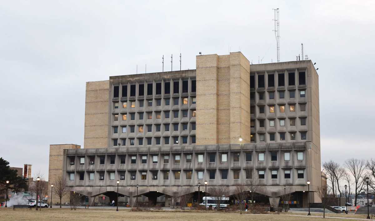 a picture of a building on the Bronx Community College campus