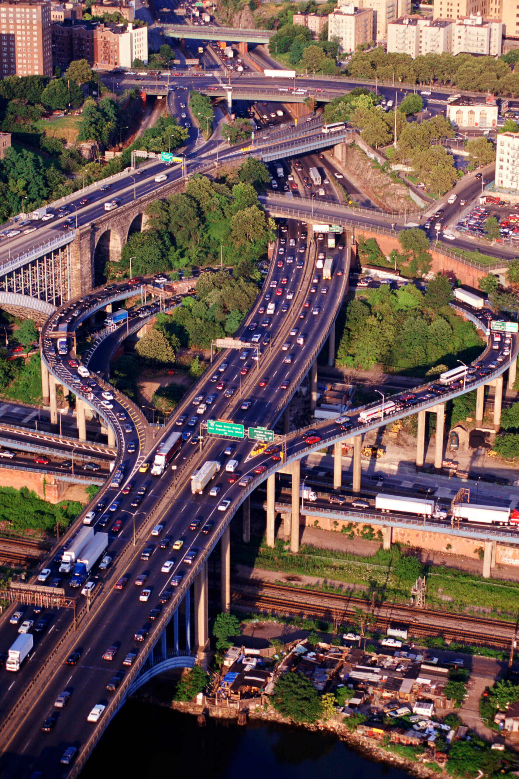 ariel view of George Washington Bridge and Cross Bronx Expressway