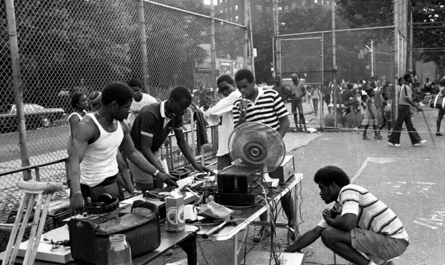 Yankee Stadium to host starstudded 50th anniversary of hiphop concert