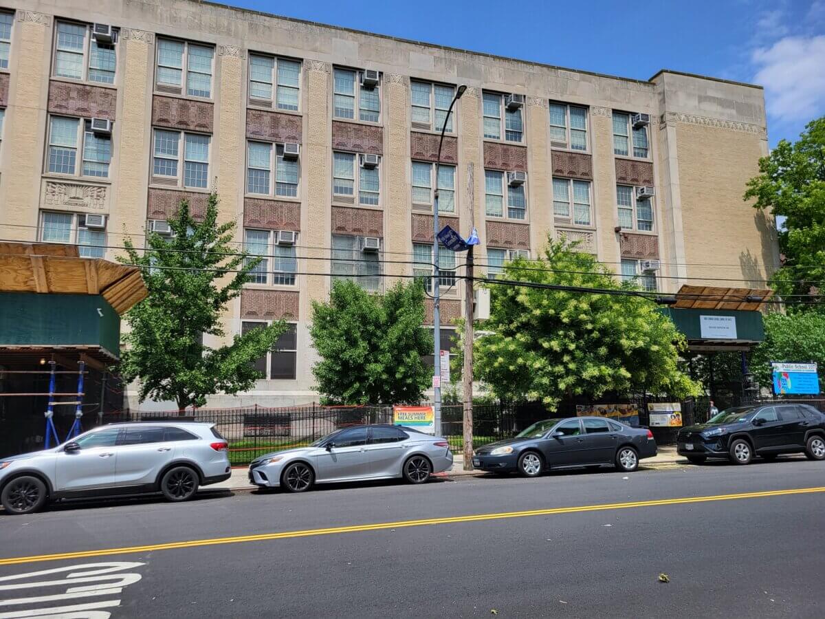 Icahn 7 middle school, located inside P.S. 107 in Soundview. Photo Emily Swanson