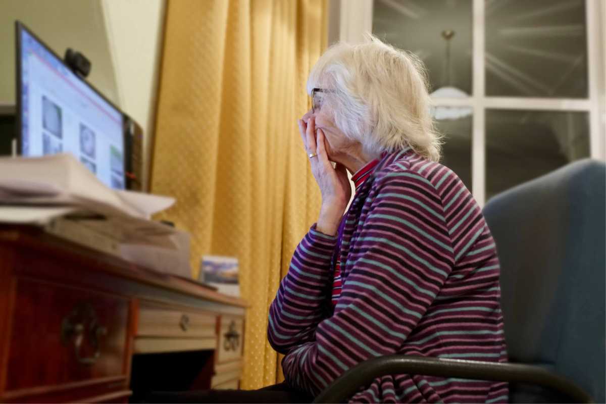 A Bronx mother and daughter were ordered to pay restitution to an elderly woman's estate after they pleaded guilty to defrauding her for more than $800,000.
