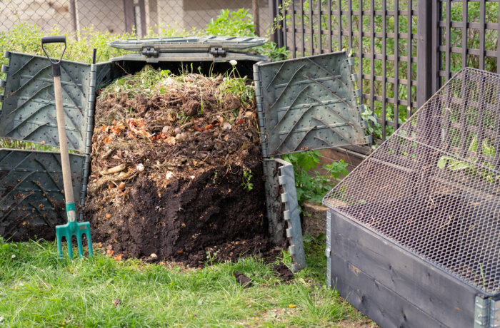 Head on out to the Van Cortlandt House Museum to help repair the museum's compost bin.