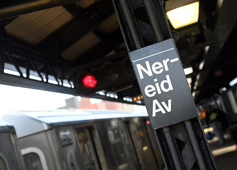 Nereid Avenue subway mta 53180722226_3c1dab2eb1_c
