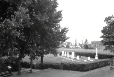 Graves are seen in 1936 at Joseph Rodman Drake Park, now called the Joseph Rodman Drake Park & Enslaved African Burial Ground.