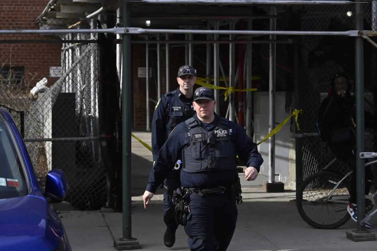 The NYPD is searching for three suspects who allegedly attempted to steal a ring from a man in Allerton on March 16..