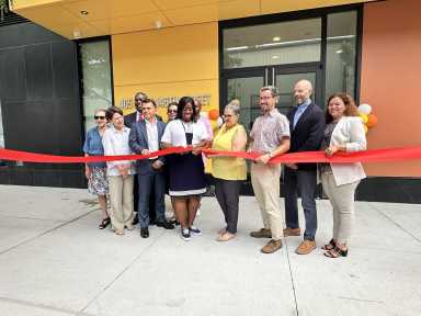 New York’s Housing Preservation and Development (HPD) and the New York City Housing Authority (NYCHA) celebrate the opening of 101 units of affordable housing in Mott Haven. Photo courtesy HPD Media