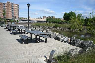 Mill Pond Park's new waterfront esplanade near the Harlem River.