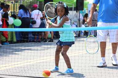 antubullying_tennis