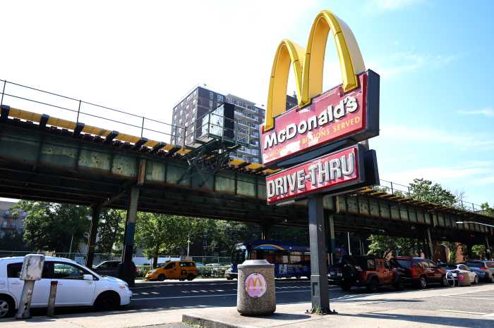 mcdonaldsshooting_goldenarches