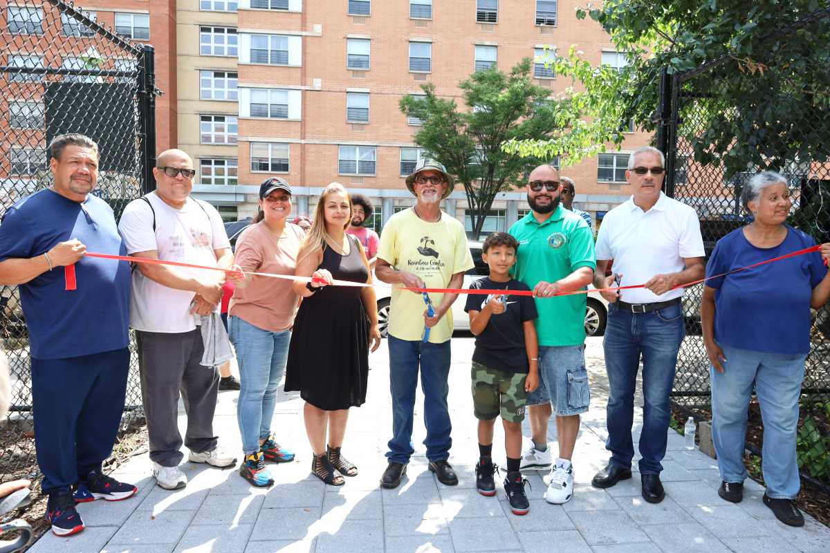 rainbowgarden_ribboncuttingws