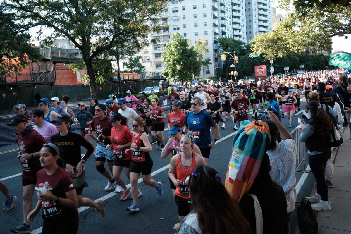 New Balance 10 Mile Run